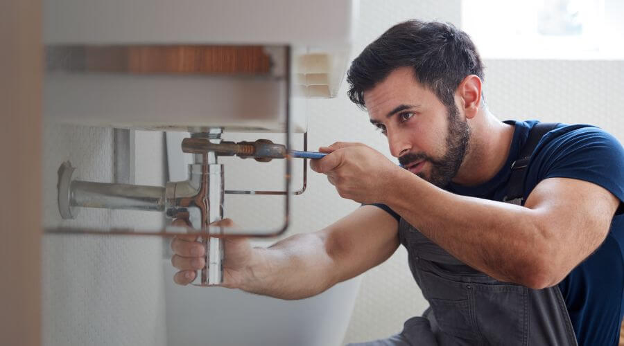 Professional water heater installation services in Colwich, KS